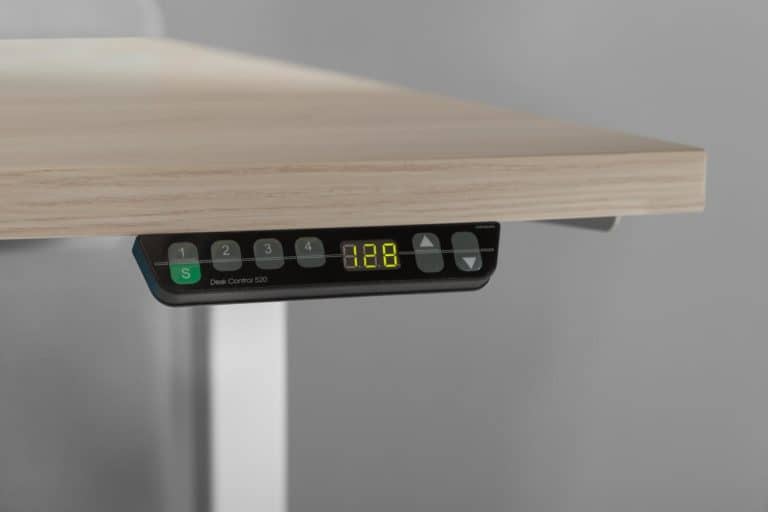 M4000652382246038_003